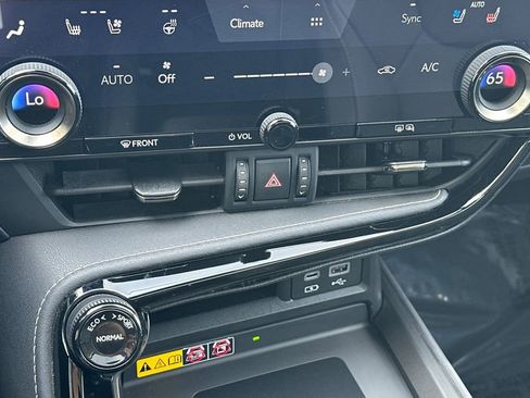 Used 2023 Lexus NX 350 AWD image 20