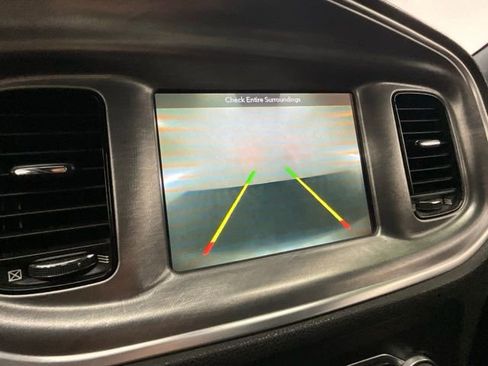 Used 2017 Dodge Charger R/T image 5