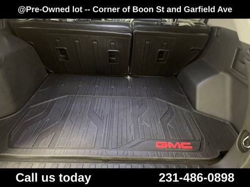 Used 2020 GMC Terrain SLT w/ Preferred Package AWD/4WD image 28