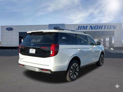 New 2025 Ford Expedition Platinum w/ Platinum Ultimate Package AWD/4WD image 4