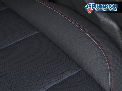 New 2026 Chevrolet Traverse Z71 w/ Enhanced Driving Package AWD/4WD image 21