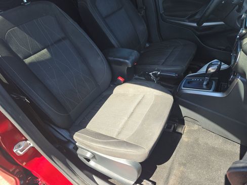 Used 2020 Ford EcoSport SE image 18