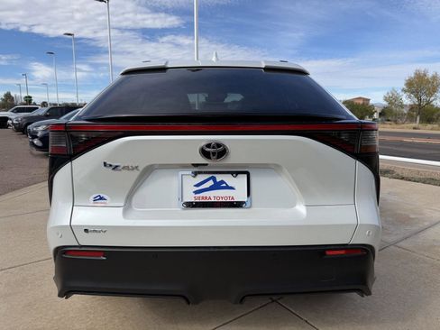 Used 2024 Toyota bZ4X XLE image 4