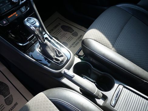 Used 2019 Buick Encore Preferred image 19