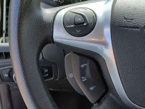 Used 2014 Ford Focus SE FWD image 22