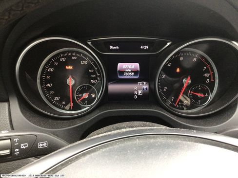 Used 2019 Mercedes-Benz GLA 250 image 14