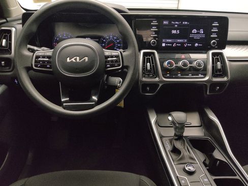 Used 2022 Kia Sorento LX FWD image 22