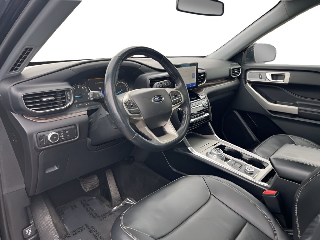 Used 2022 Ford Explorer Limited AWD/4WD image 9