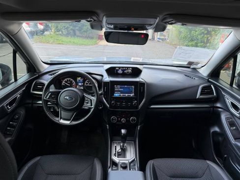 Used 2020 Subaru Forester Premium AWD/4WD image 7