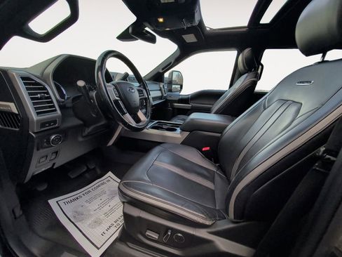 Used 2018 Ford F350 Platinum w/ Platinum Ultimate Package image 9