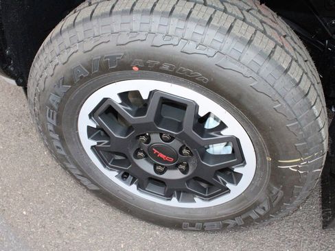 New 2026 Toyota 4Runner 4WD image 68