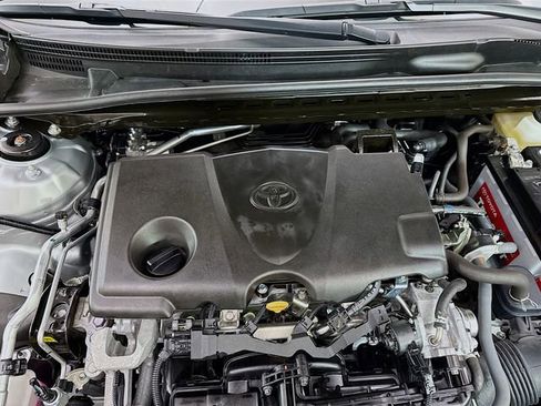 Used 2022 Toyota Camry LE image 27