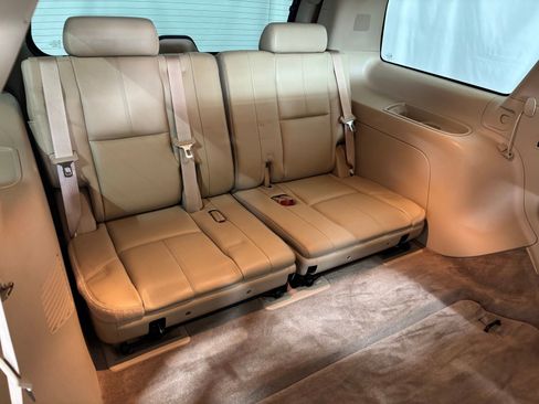 Used 2011 Chevrolet Tahoe LT image 15