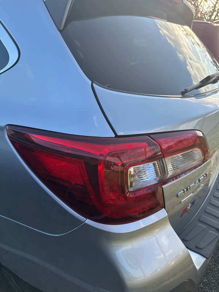 Used 2019 Subaru Outback 3.6R Limited w/ Popular Package #2 AWD/4WD image 28
