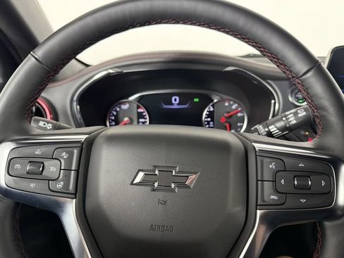 Used 2025 Chevrolet Blazer RS image 25