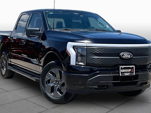 Used 2025 Ford F150 Lightning Flash AWD/4WD image 2