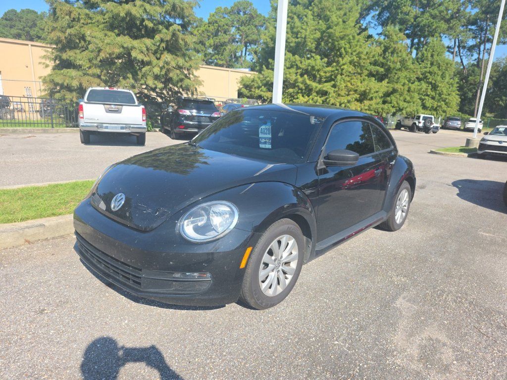 Used 2016 Volkswagen Beetle 1.8T S FWD image 1