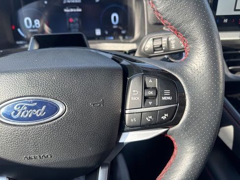 Used 2025 Ford Explorer ST-Line w/ Premium Package image 28