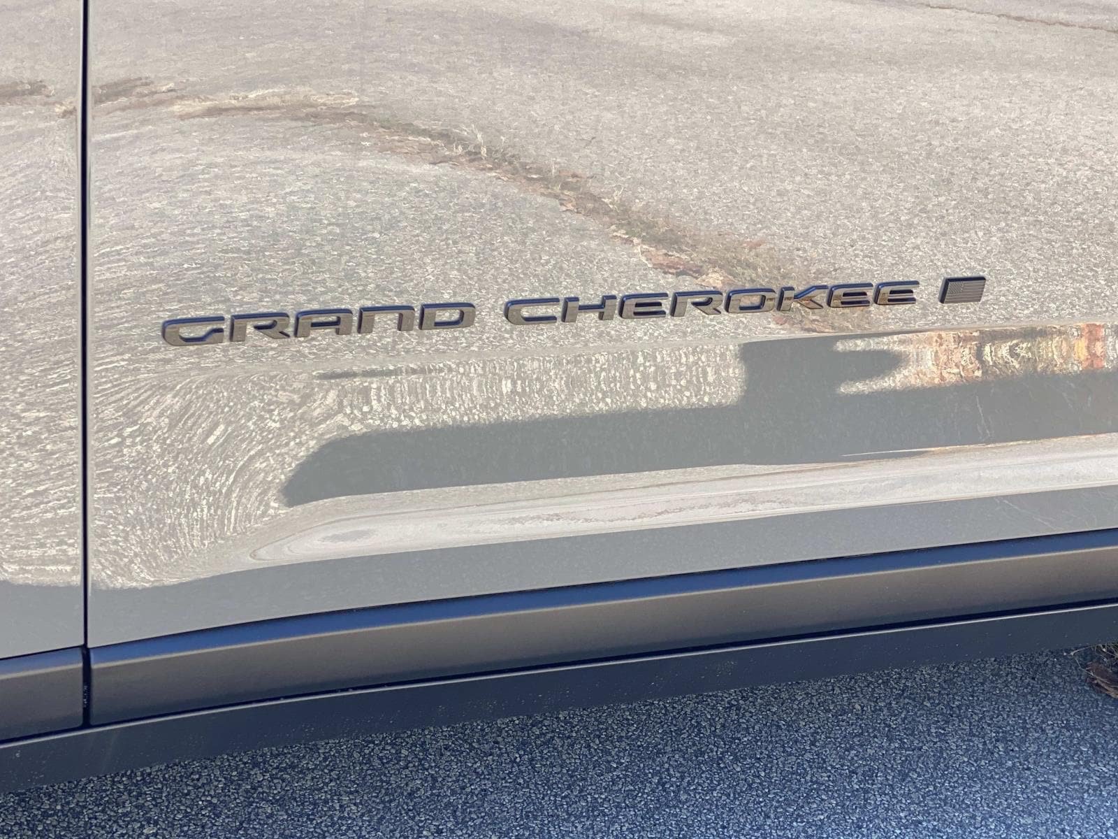 New 2027 Jeep Grand Cherokee Altitude RWD image 7