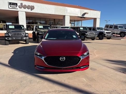 Used 2022 MAZDA MAZDA3 s AWD/4WD image 2