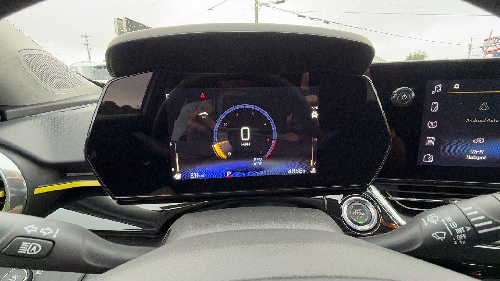 New 2026 Chevrolet Trax ACTIV w/ Sunroof Package FWD image 25