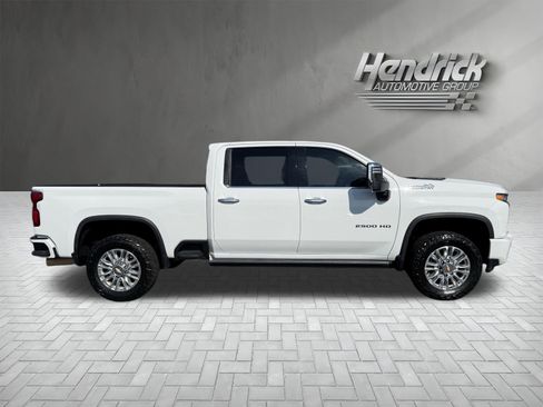 Used 2021 Chevrolet Silverado 2500 High Country w/ Z71 Off-Road Package AWD/4WD image 10