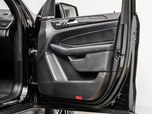 Used 2018 Mercedes-Benz GLE 43 AMG 4MATIC image 39