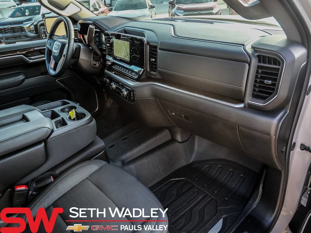 Used 2026 GMC Sierra 1500 SLE AWD/4WD image 18
