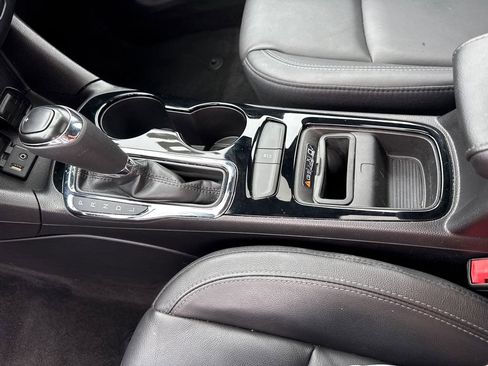Used 2016 Chevrolet Cruze Premier FWD image 27