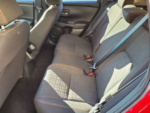 Used 2024 Honda HR-V Sport image 8