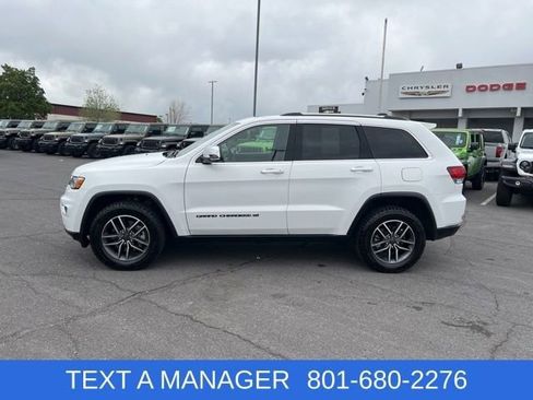 Used 2022 Jeep Grand Cherokee Limited AWD/4WD image 2