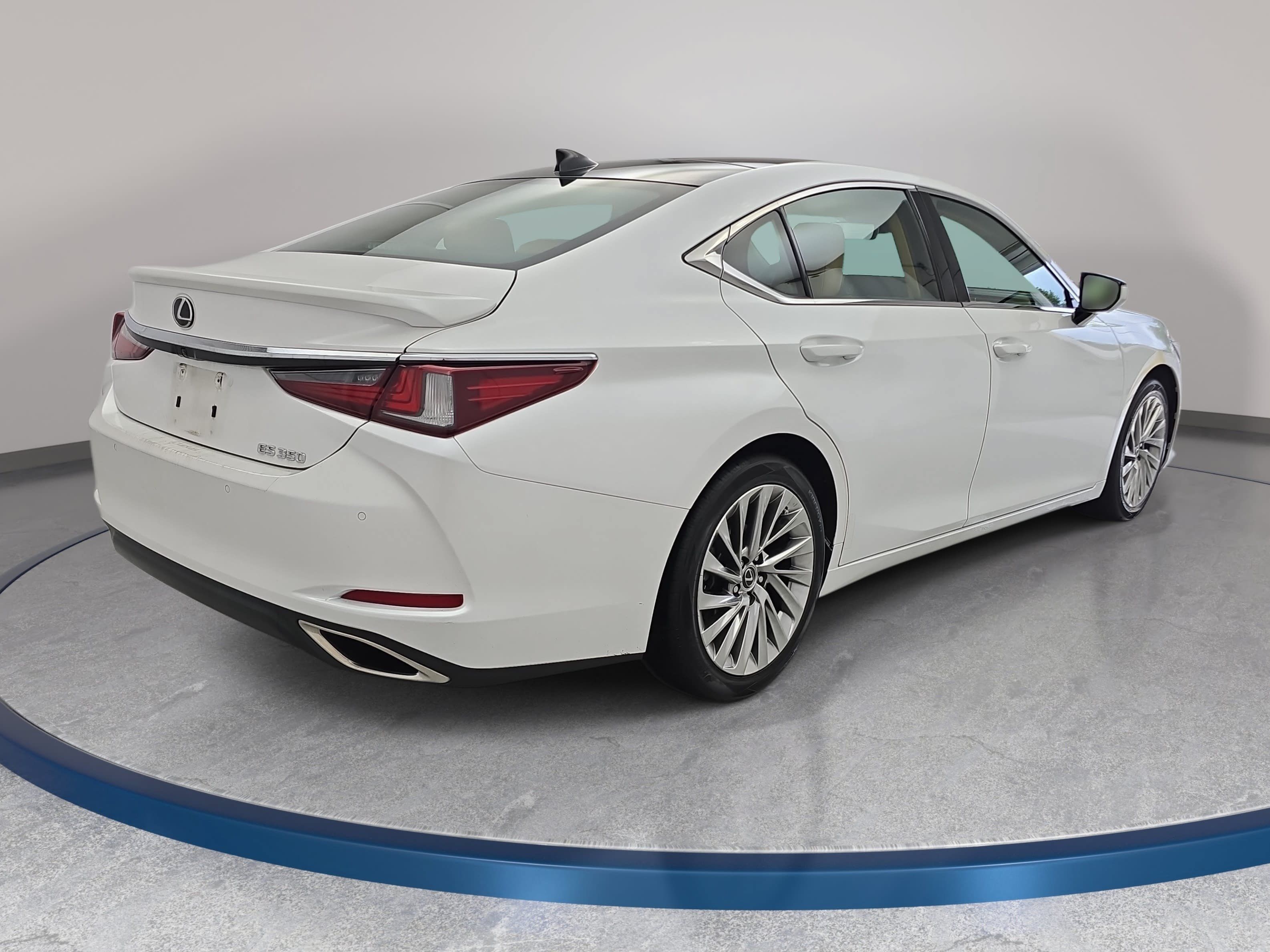 Used 2022 Lexus ES 350 Ultra Luxury w/ Accessory Package 2 FWD image 5