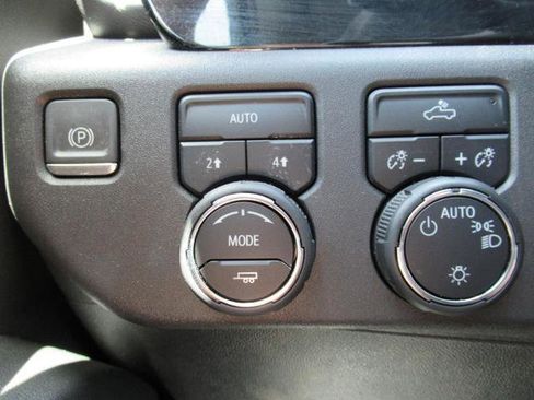 Certified 2024 Chevrolet Silverado 1500 LT AWD/4WD image 20