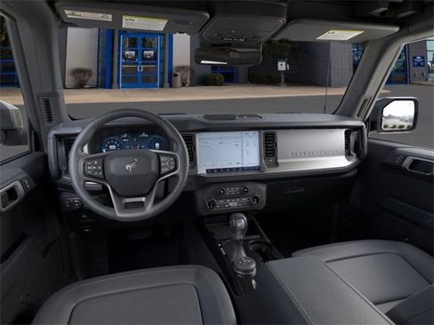 New 2026 Ford Bronco Outer Banks image 9