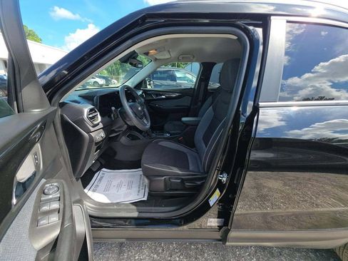Used 2026 Chevrolet TrailBlazer LT FWD image 7