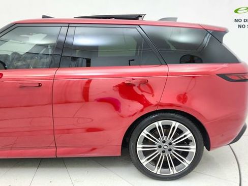 Used 2024 Land Rover Range Rover Sport Dynamic SE AWD/4WD image 11