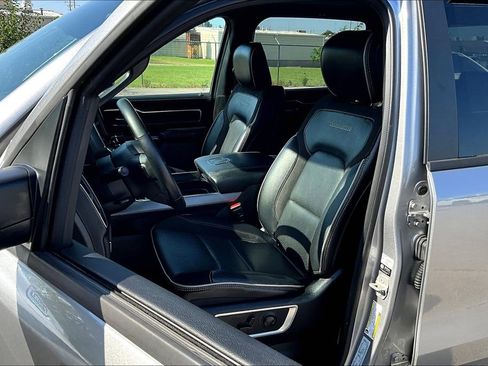 Used 2024 RAM 1500 Laramie image 35