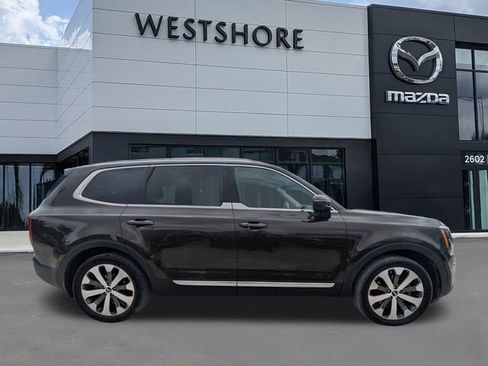 Used 2021 Kia Telluride EX w/ EX Premium Package image 2