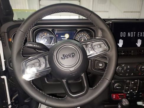 New 2026 Jeep Gladiator Mojave AWD/4WD image 20
