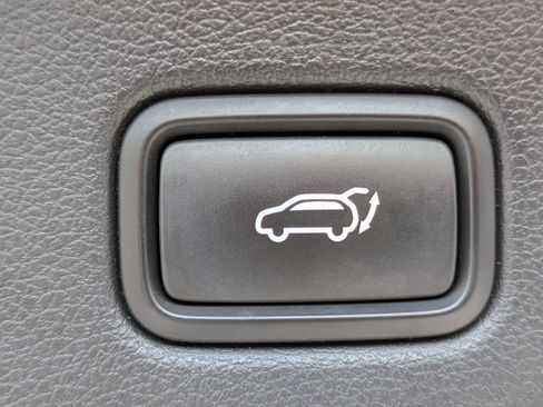 Used 2018 Hyundai Tucson Value w/ Cargo Package FWD image 8