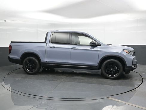 Used 2022 Honda Ridgeline Black Edition image 3