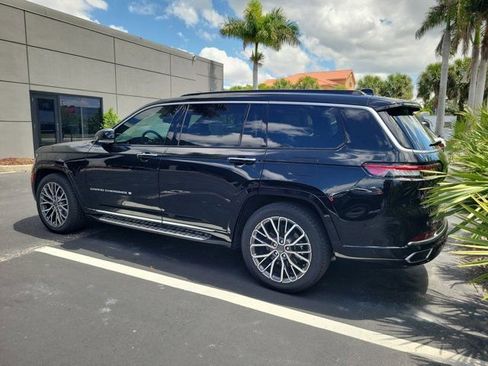 Used 2024 Jeep Grand Cherokee L Summit image 3