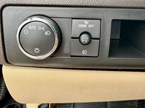 Used 2010 GMC Yukon XL Denali AWD/4WD image 22