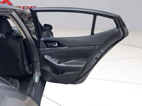 Used 2020 Nissan Maxima 3.5 S w/ Floor Mat Group image 32