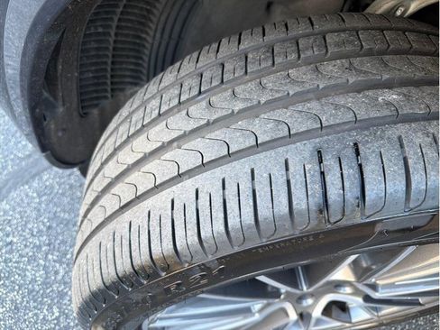 Used 2020 Porsche Cayenne S image 24