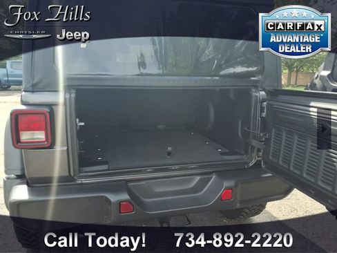 Used 2025 Jeep Wrangler Unlimited Sport AWD/4WD image 10