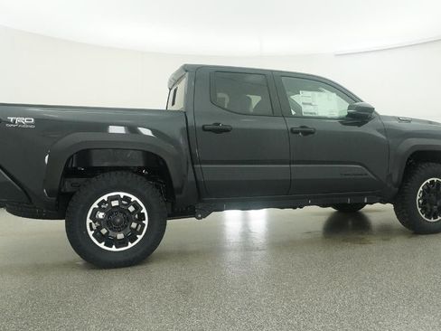 New 2026 Toyota Tacoma TRD Off-Road AWD/4WD image 26