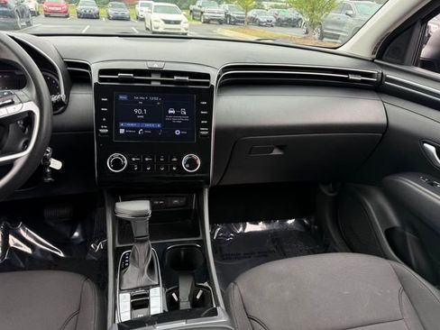 Used 2023 Hyundai Tucson SE AWD/4WD image 15