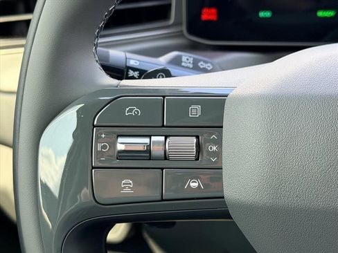 New 2026 Kia EV9 Wind image 18