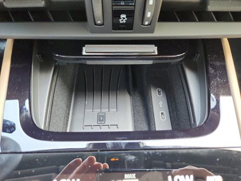 New 2026 Porsche Cayenne image 36